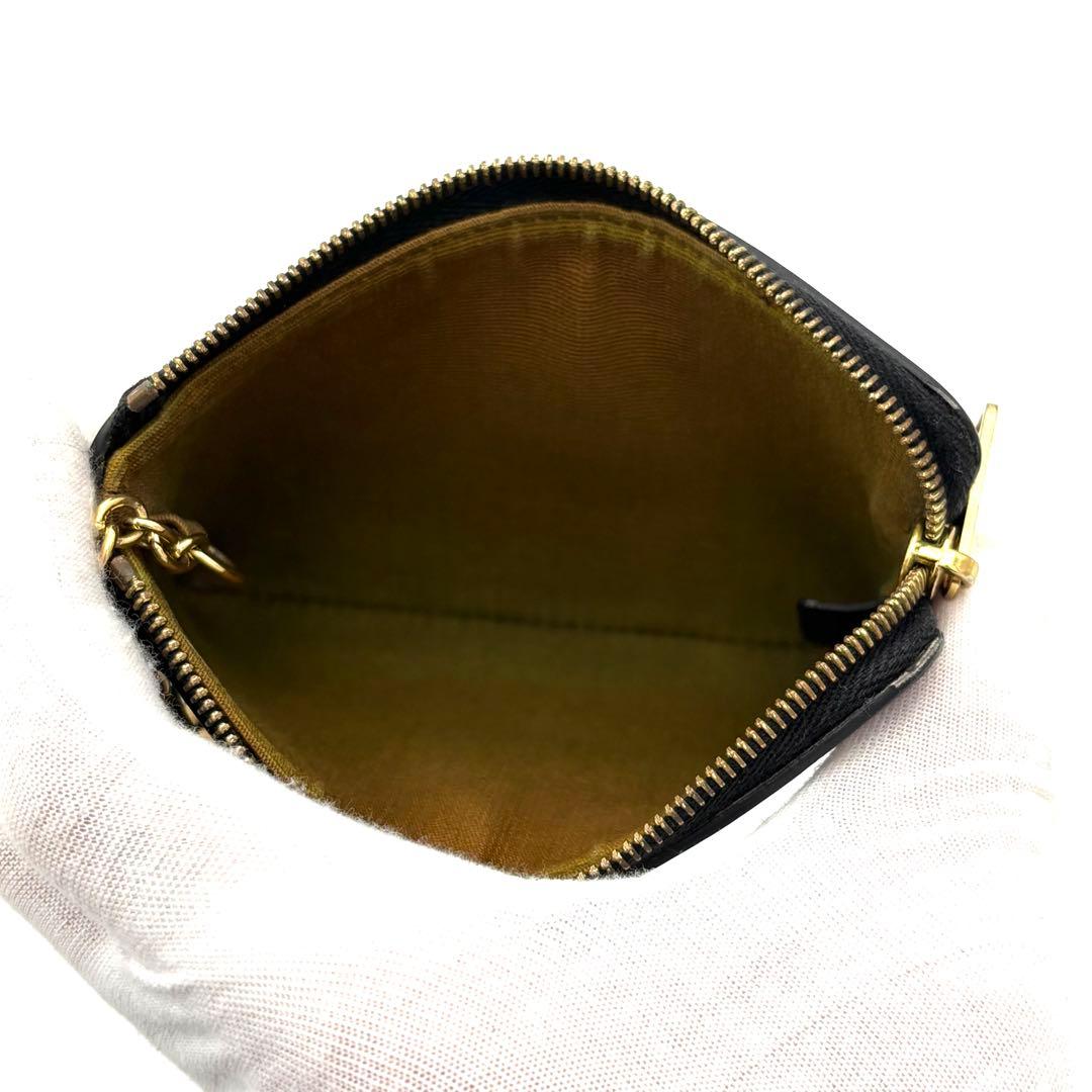 ☆美品☆セリーヌ 財布 トリオンフ ブラック 小銭入れ ケース チェーン