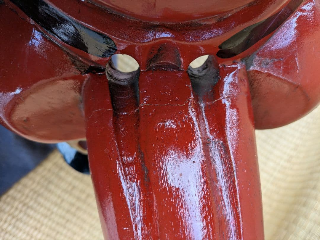 大迫力の天狗面　木製品　壁飾り　程度の良い中古品