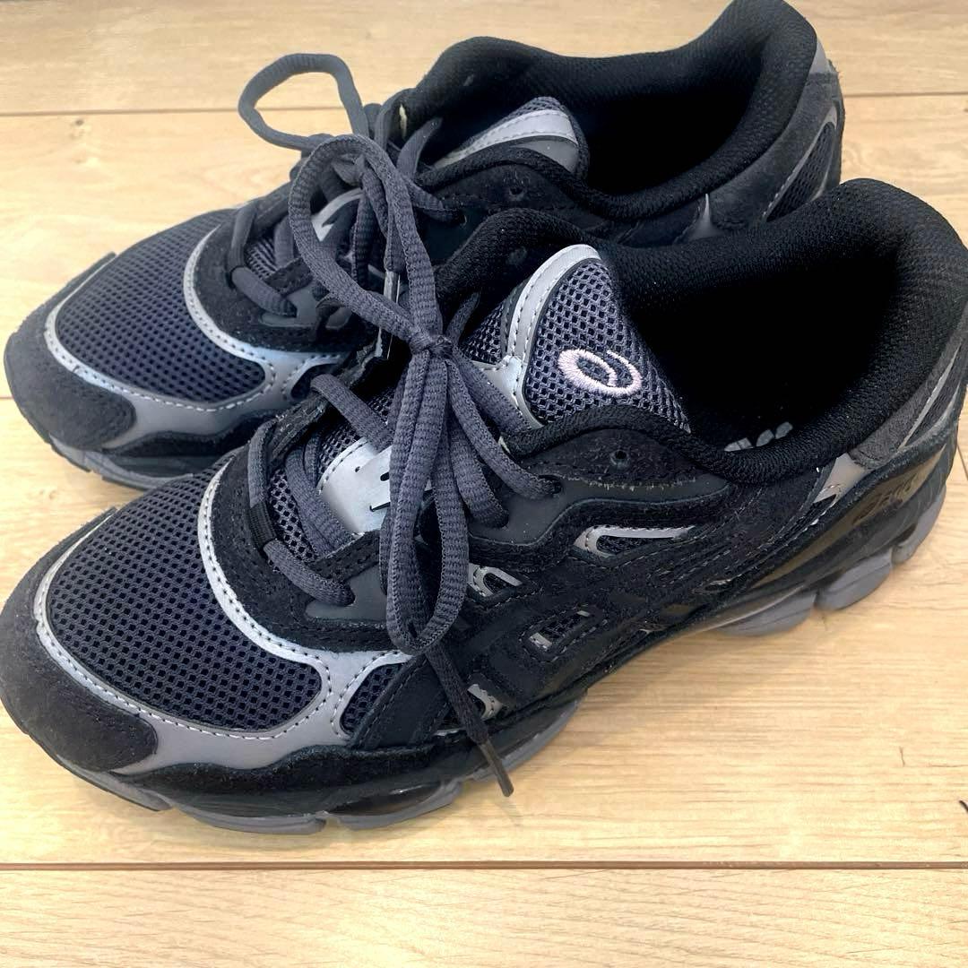 靴 asics GEL-NYC 23.5cm