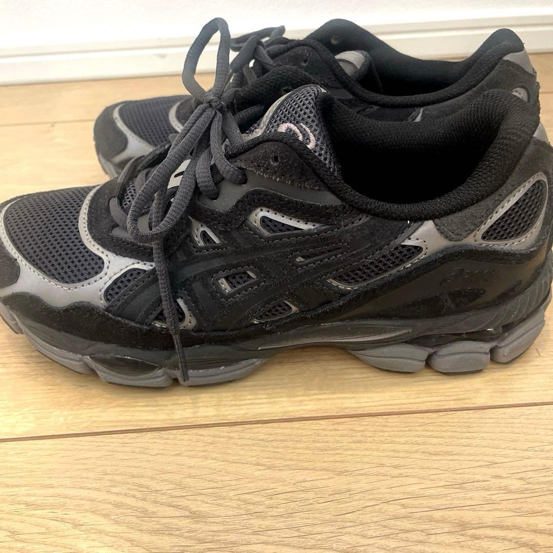 靴 asics GEL-NYC 23.5cm