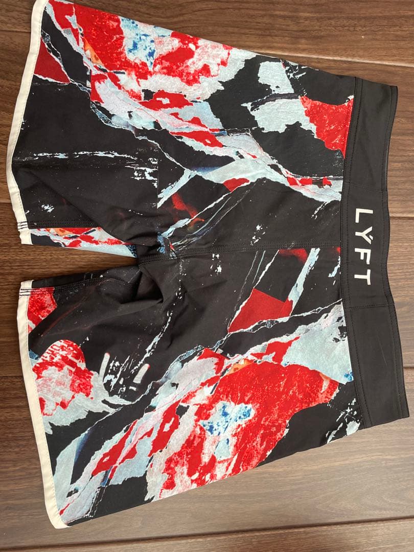 LYFT ショートパンツ Sサイズ 未使用品