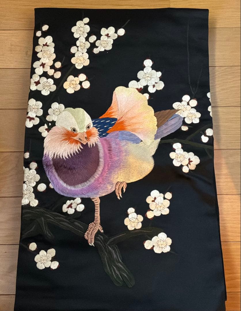 【極美品】正絹 名古屋帯 高級刺繍 梅に鳥 黒地 落款あり 長尺 上品　上質