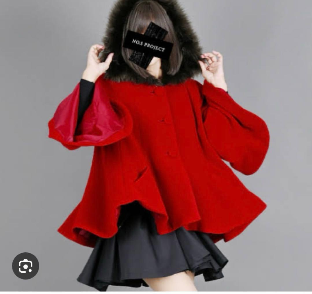も*ぺ様 赤いフレアシルエットポンチョコート