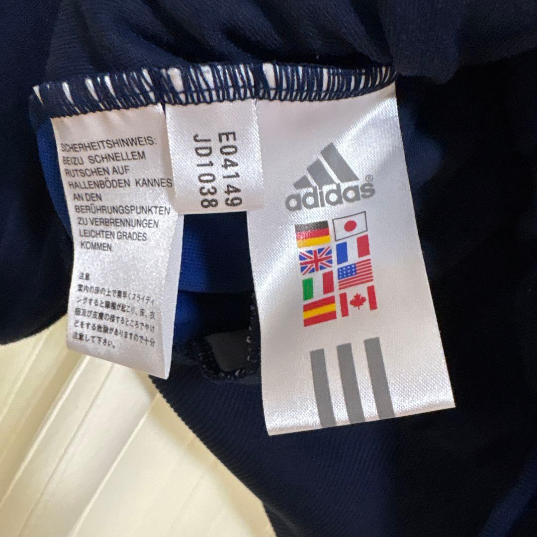 adidas　アディダス　トラックジャケット　チェルシー