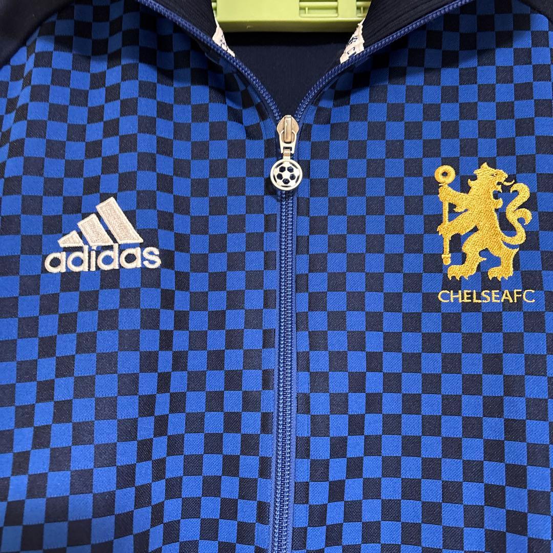 adidas　アディダス　トラックジャケット　チェルシー