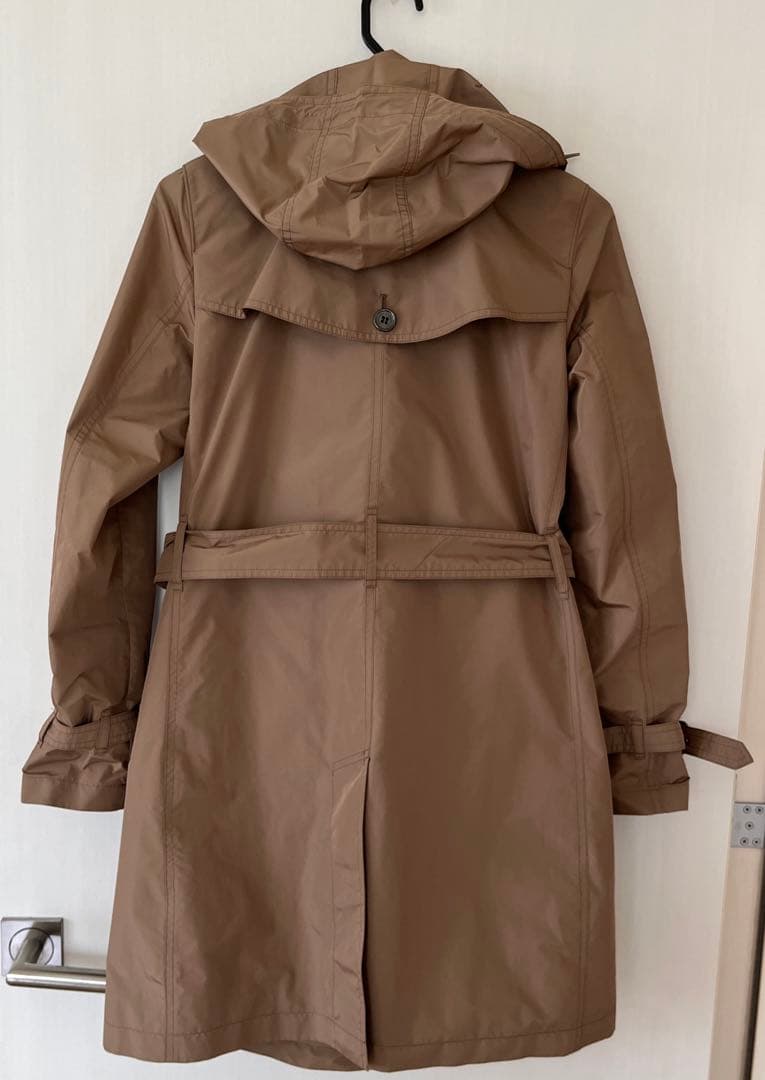 ポータブル　トレンチコート