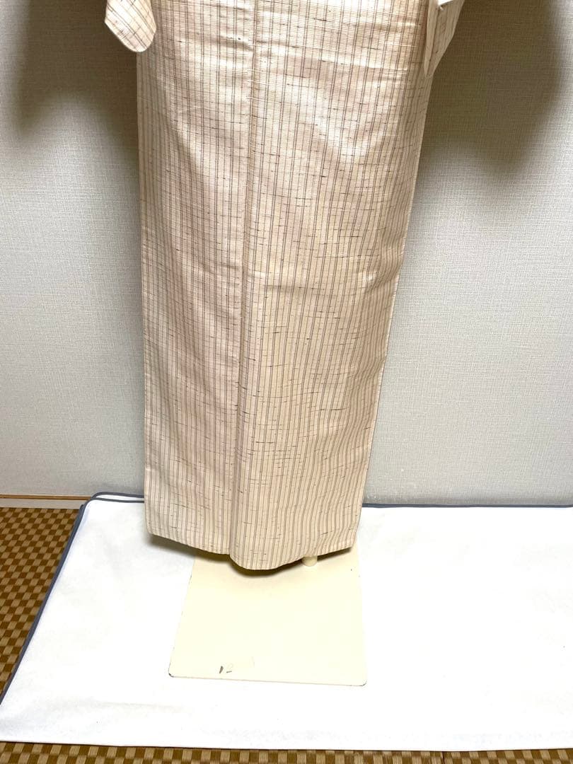 正絹　袷　紬　縦縞模様　身丈（肩から）161.5㎝
