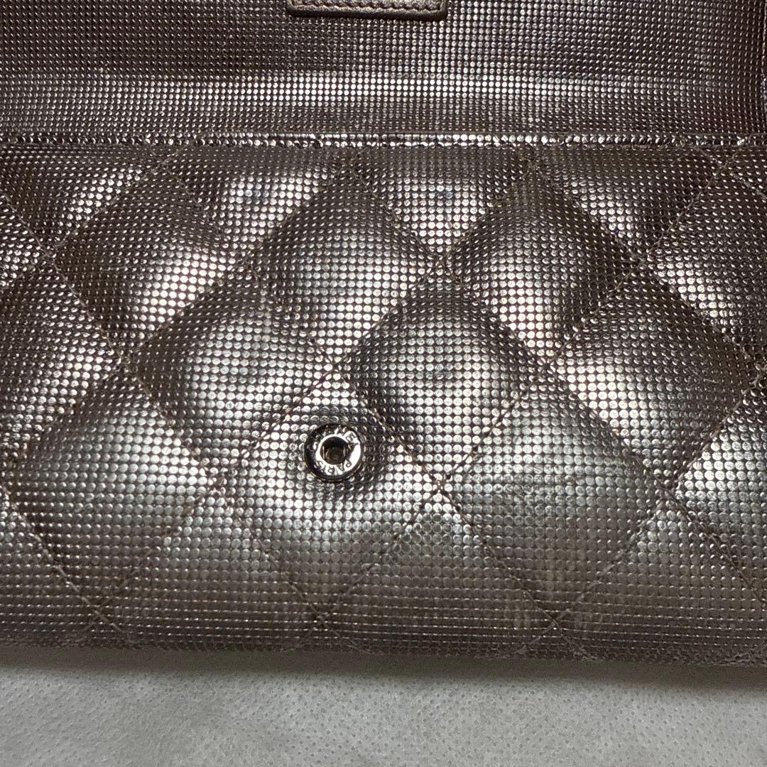 Chanel ピンクシルバー キルティング 長財布