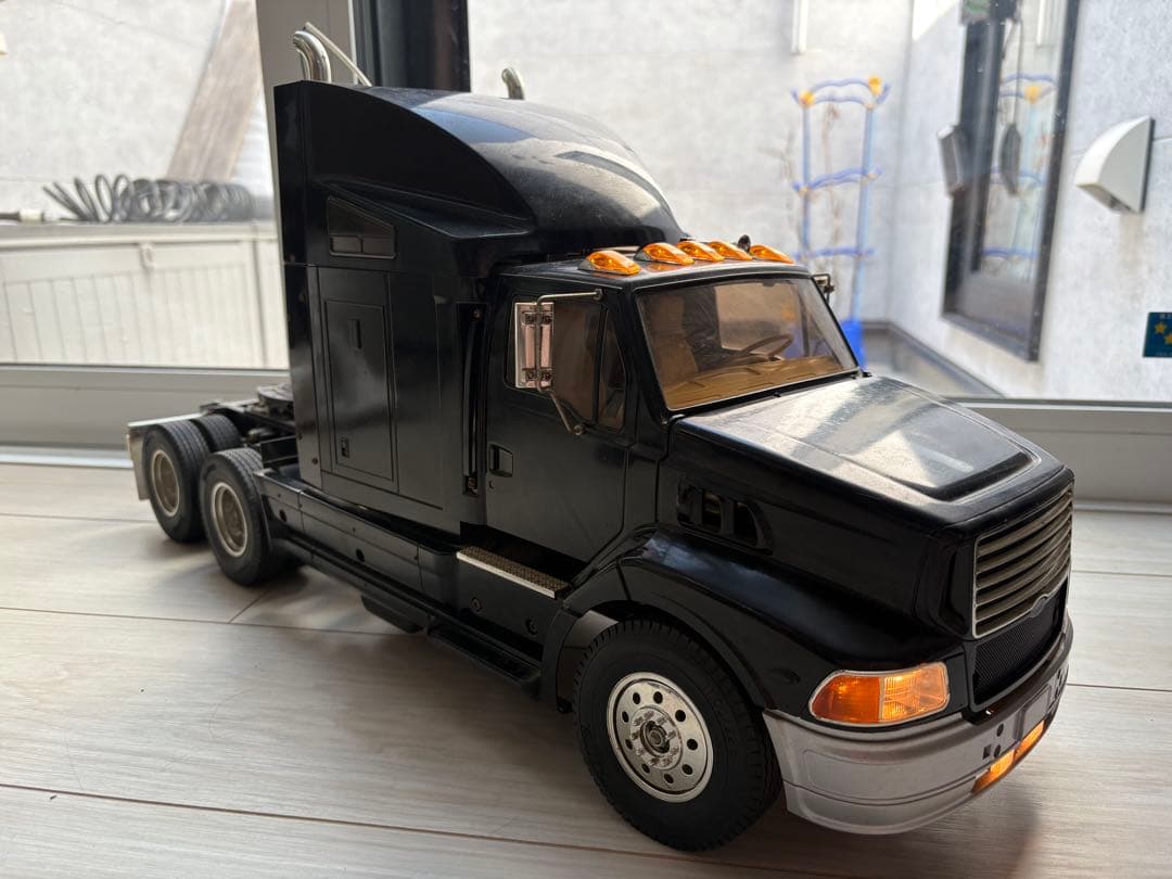 タミヤ 1/14トレーラーヘッド フォード エアロマックス 完成品 現状渡し