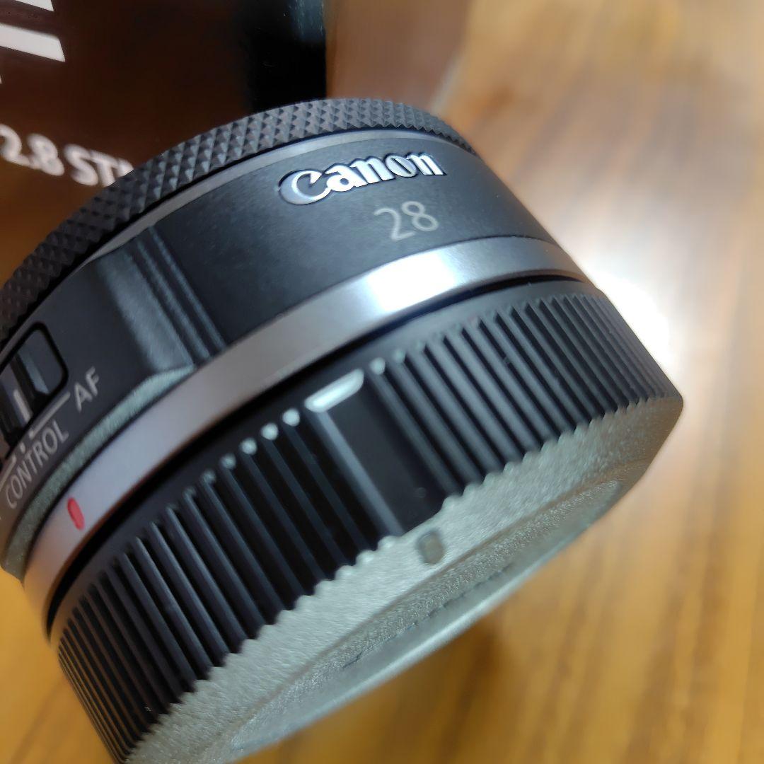 中古美品 Canon RF 28mm F2.8 STM 単焦点レンズ