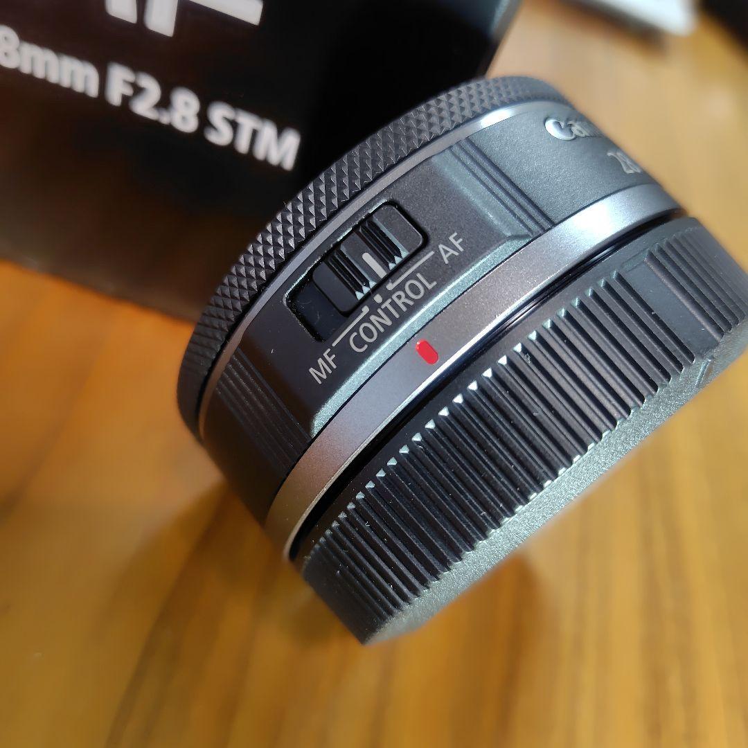中古美品 Canon RF 28mm F2.8 STM 単焦点レンズ