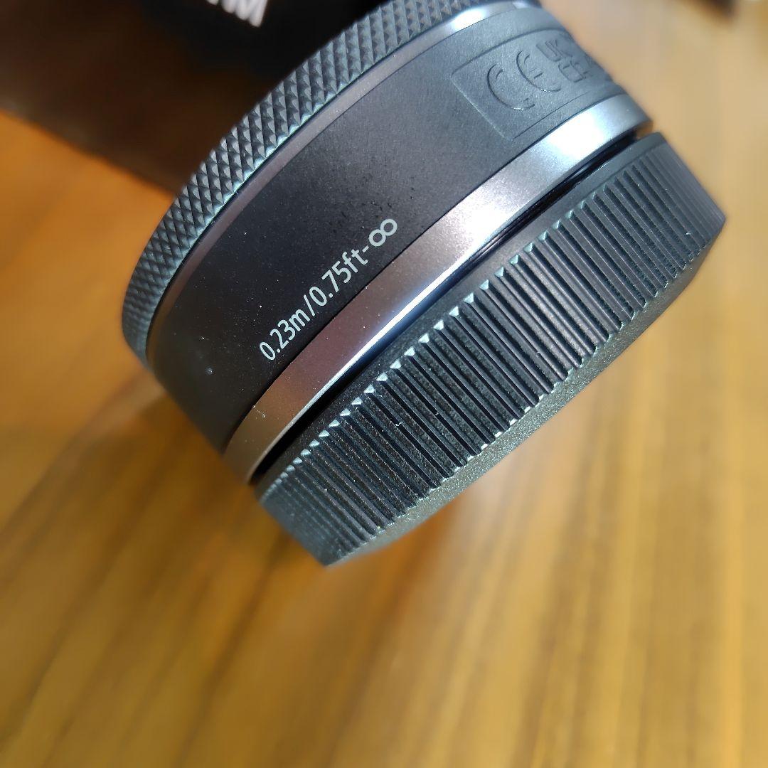 中古美品 Canon RF 28mm F2.8 STM 単焦点レンズ