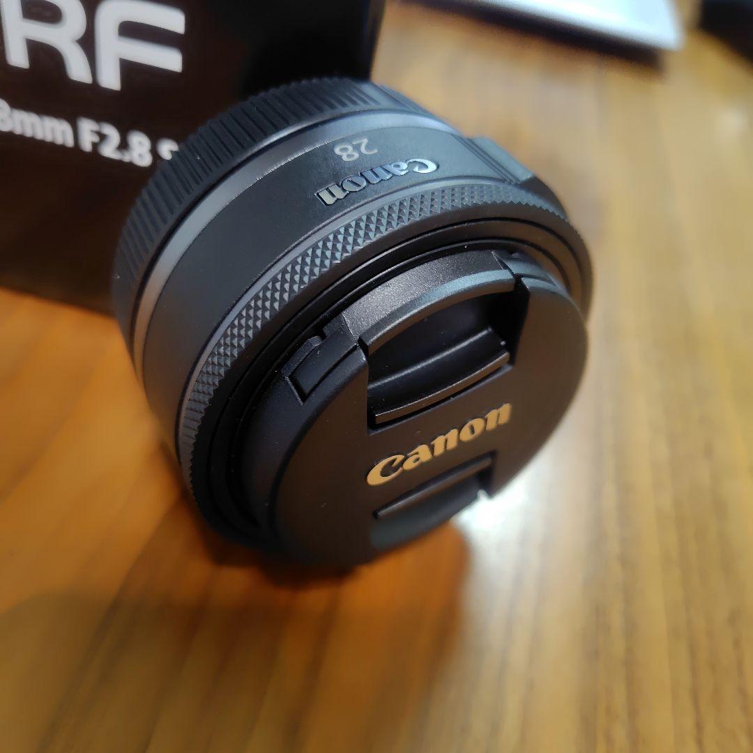 中古美品 Canon RF 28mm F2.8 STM 単焦点レンズ