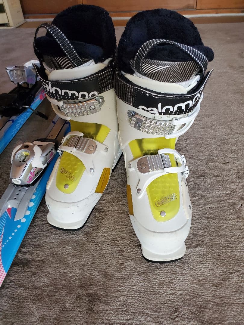 salomonカービング141ブーツ24～24.5ストック　セット