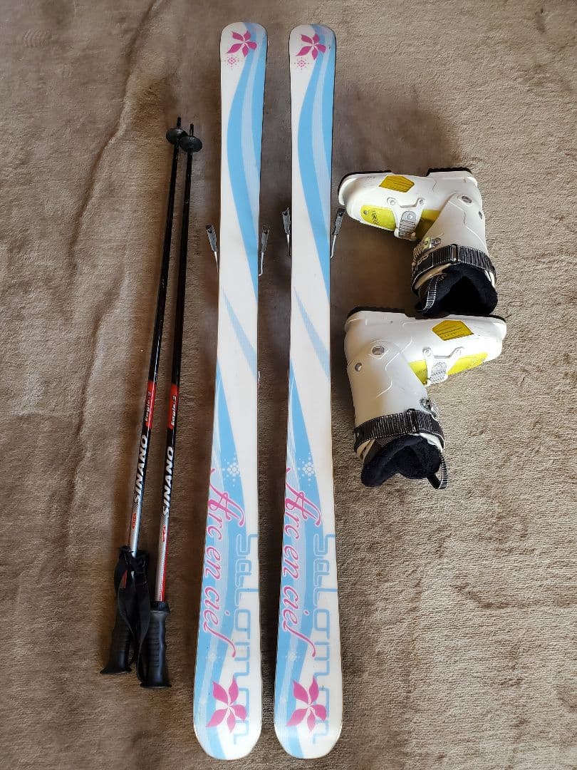 salomonカービング141ブーツ24～24.5ストック　セット