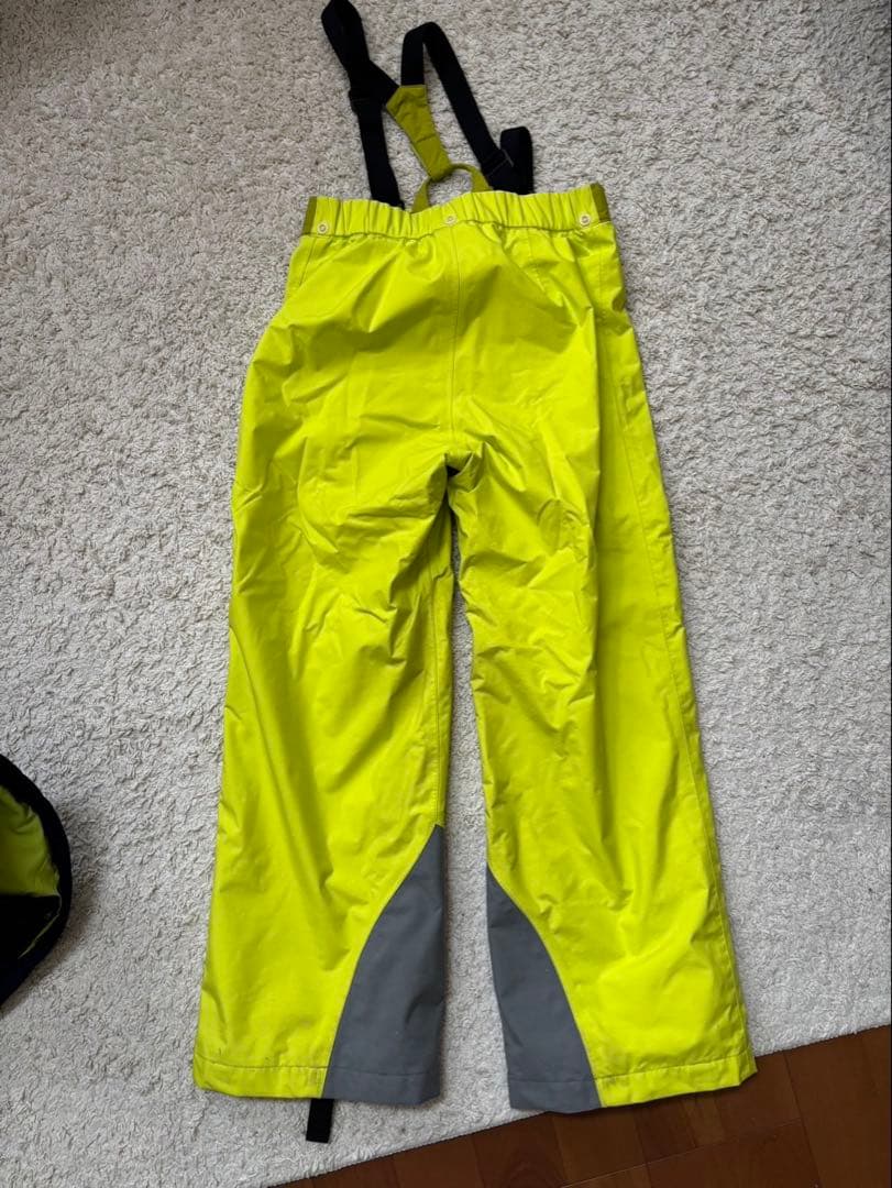 子供用スキーウェア モンベル　140 mont-bell