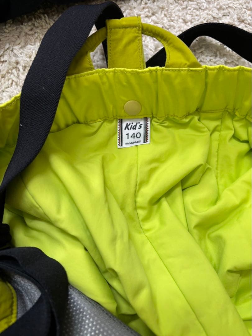子供用スキーウェア モンベル　140 mont-bell
