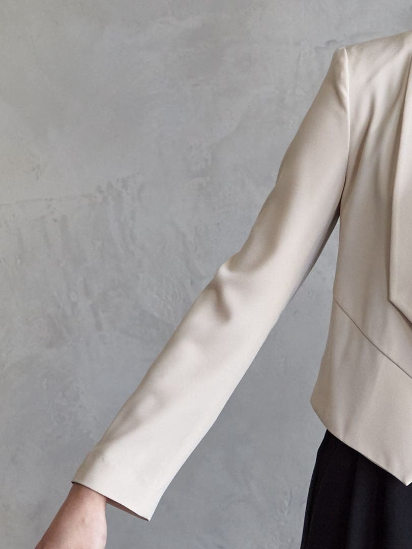 AIMER 現行モデル ショールカラージャケット ベージュ Lサイズ