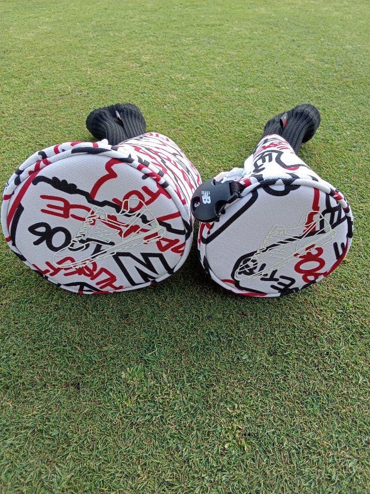 ◆美品◆ニューバランス ダギングシューズキャディバッグ◆ヘッドカバーセット