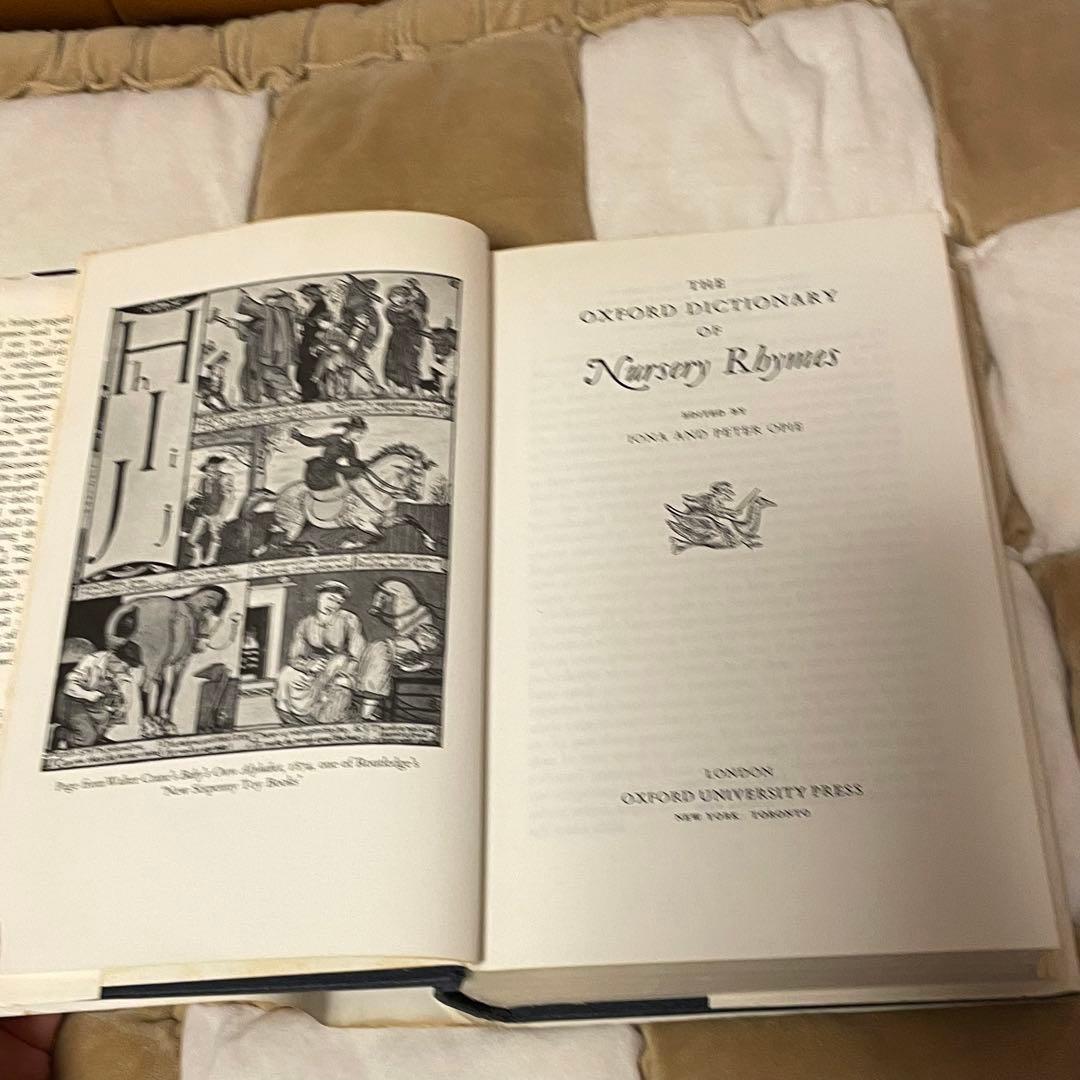 洋書 The Oxford Dictionary of Nursery Rhymes