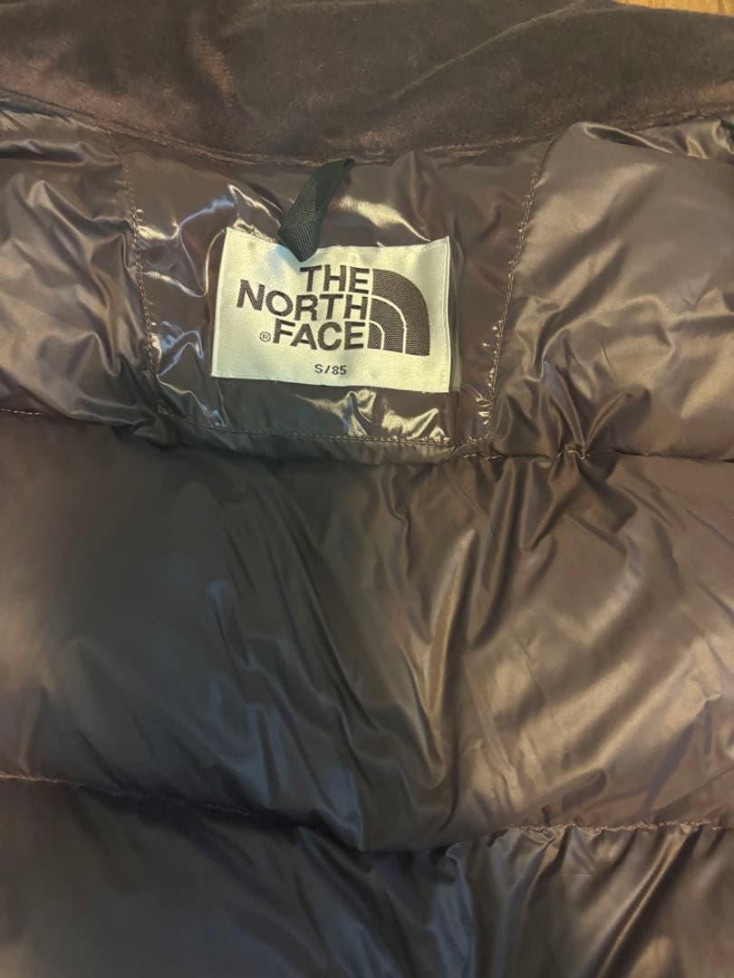 ノースフェイスホワイトレーベル　ショートダウンベスト
