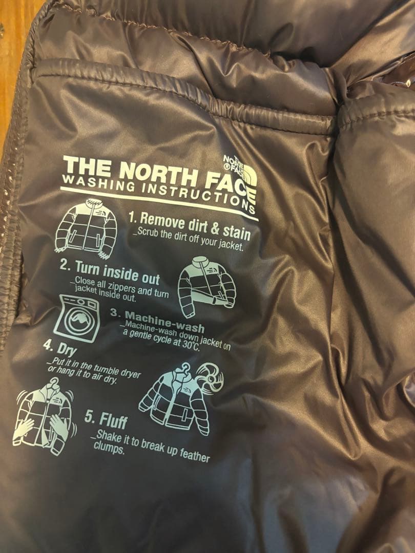 ノースフェイスホワイトレーベル　ショートダウンベスト