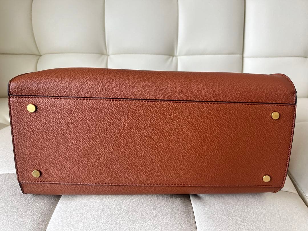 [Mila Owen]ベルト付 ブラウンレザー ハンドバッグ A4サイズ