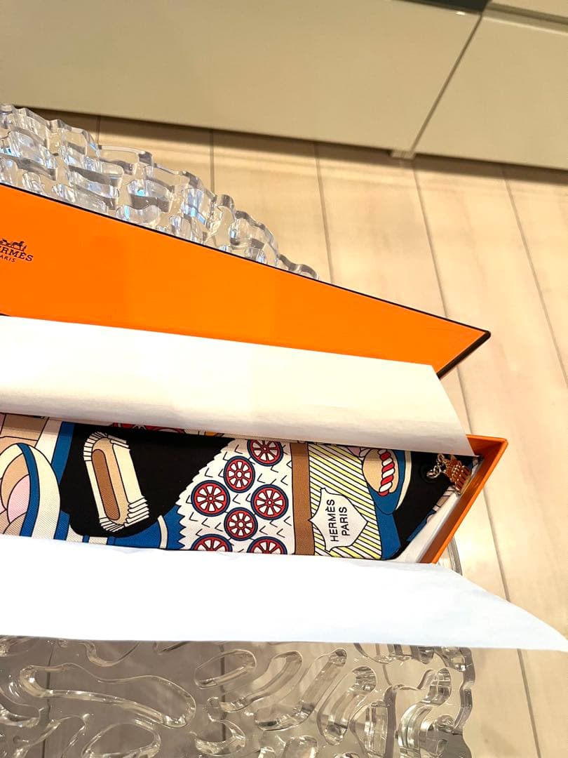 HERMÈS エルメス ツイリー チャーム パティスリーフランセーズ ❤️ブラック