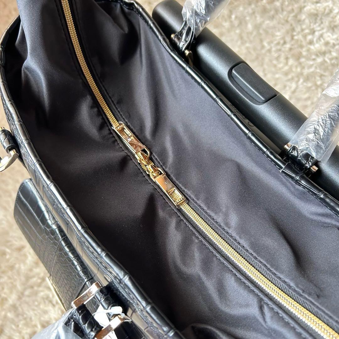 【専用ページ】新品未使用　SWANY スワニー　クロコ調4輪キャリーストッパー付