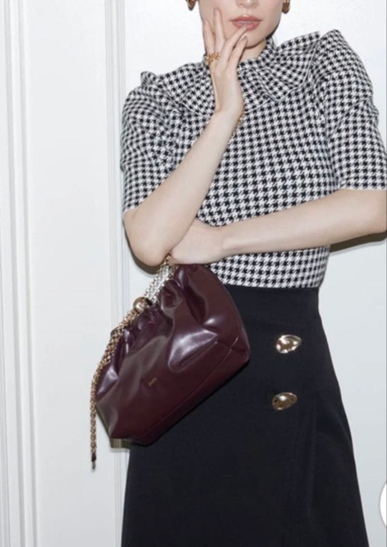 【SNIDEL】ドロストチェーンバッグ　バーガンディ