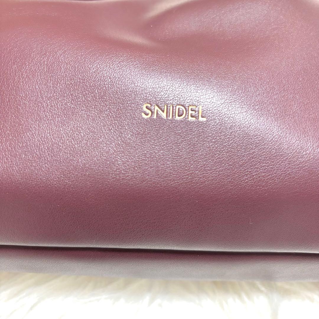 【SNIDEL】ドロストチェーンバッグ　バーガンディ