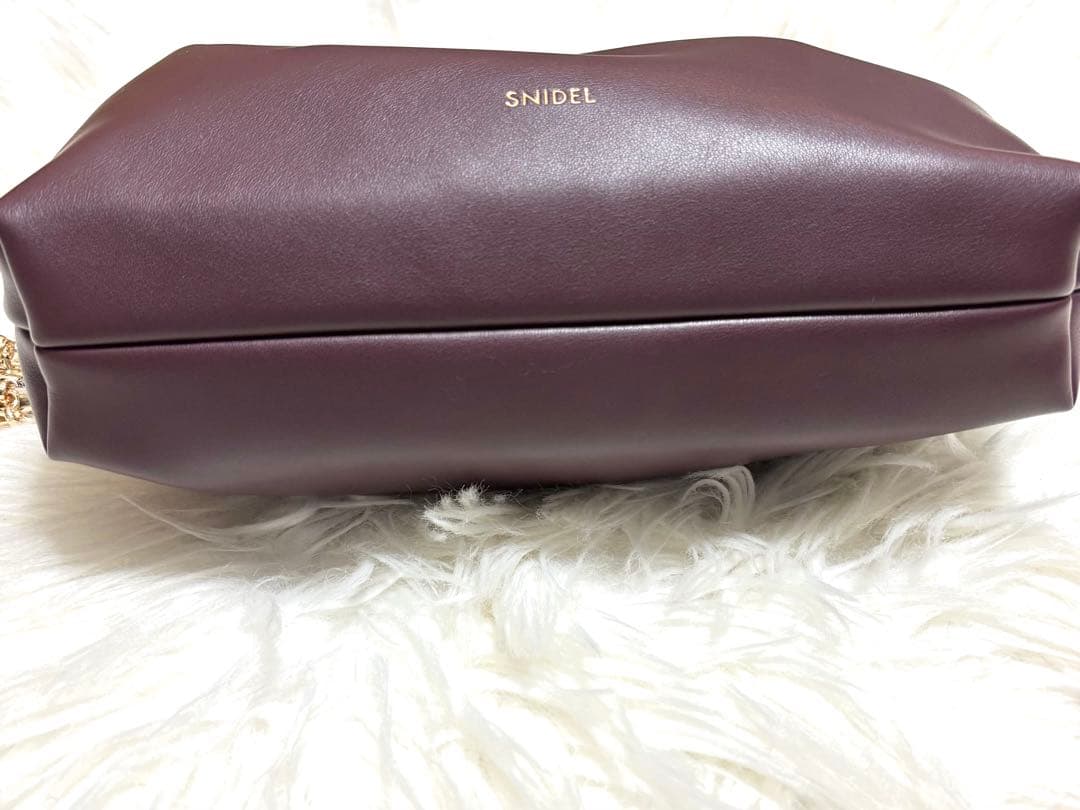 【SNIDEL】ドロストチェーンバッグ　バーガンディ