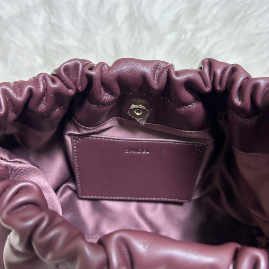 【SNIDEL】ドロストチェーンバッグ　バーガンディ