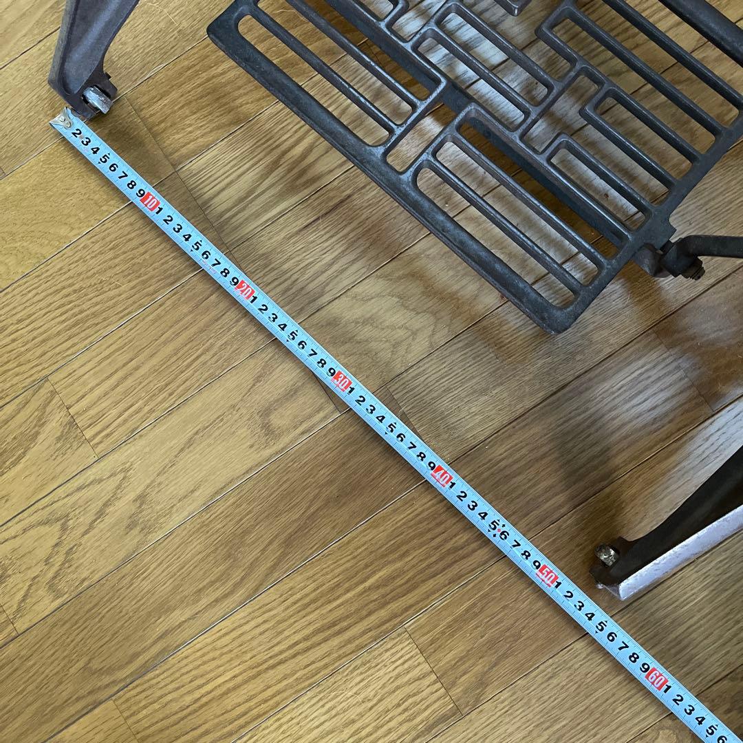 TOYOTAミシンの脚　ＤＩＹでテーブルの脚に！