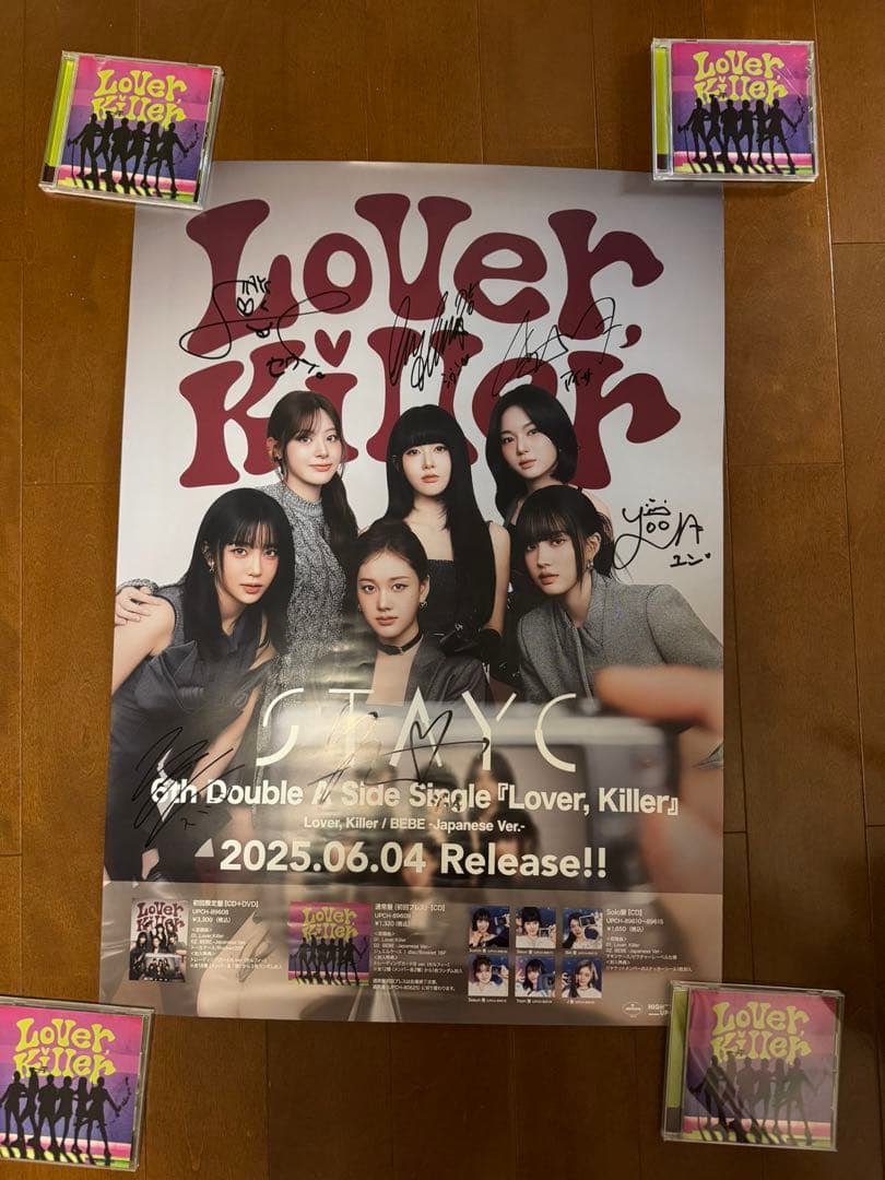 STAYC Lover, Killer サイン入りポスター