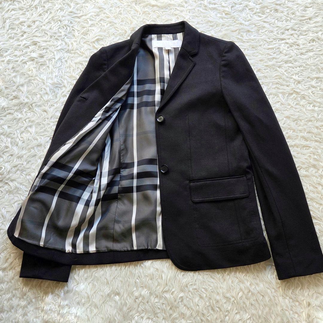 user_fdedc5b2様美品✨バーバリ－　黒ジャケット　ノバチェック160