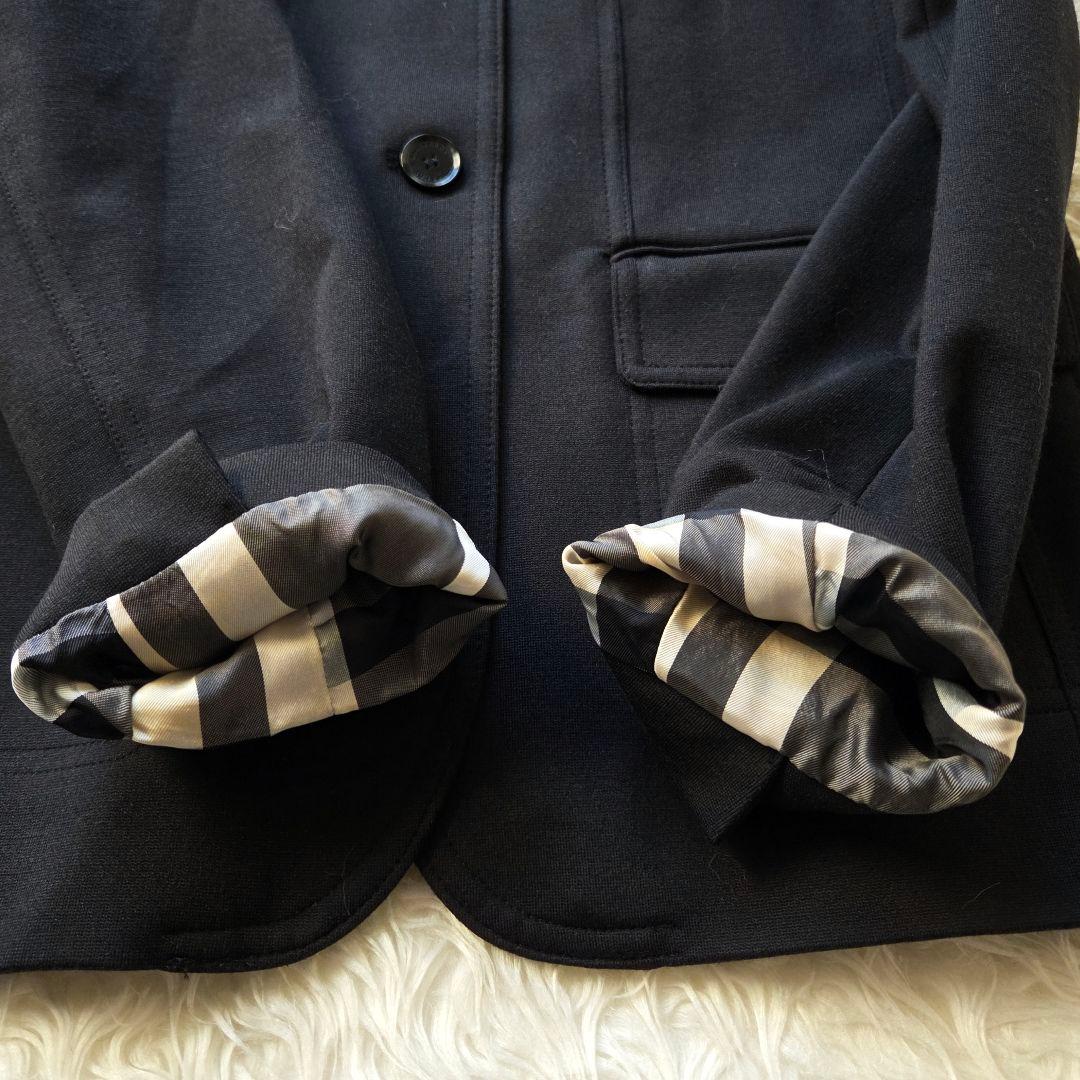 user_fdedc5b2様美品✨バーバリ－　黒ジャケット　ノバチェック160