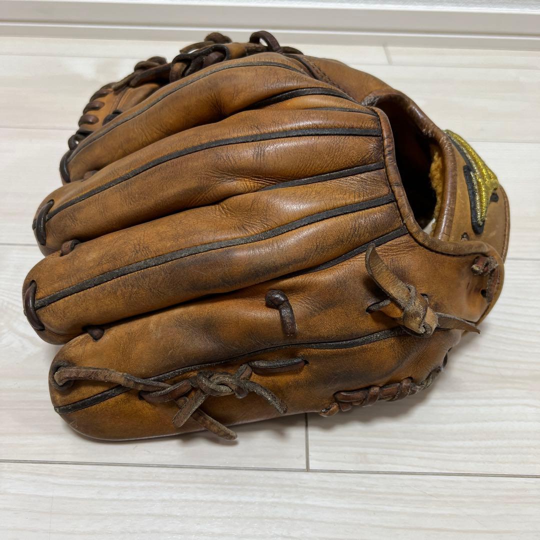 パ*ン様 ミズノプロ硬式内野手用グローブ