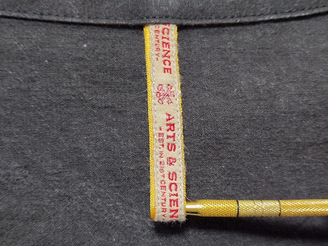 ARTS&SCIENCE（アーツ＆サイエンス） ラウンドカラーコート