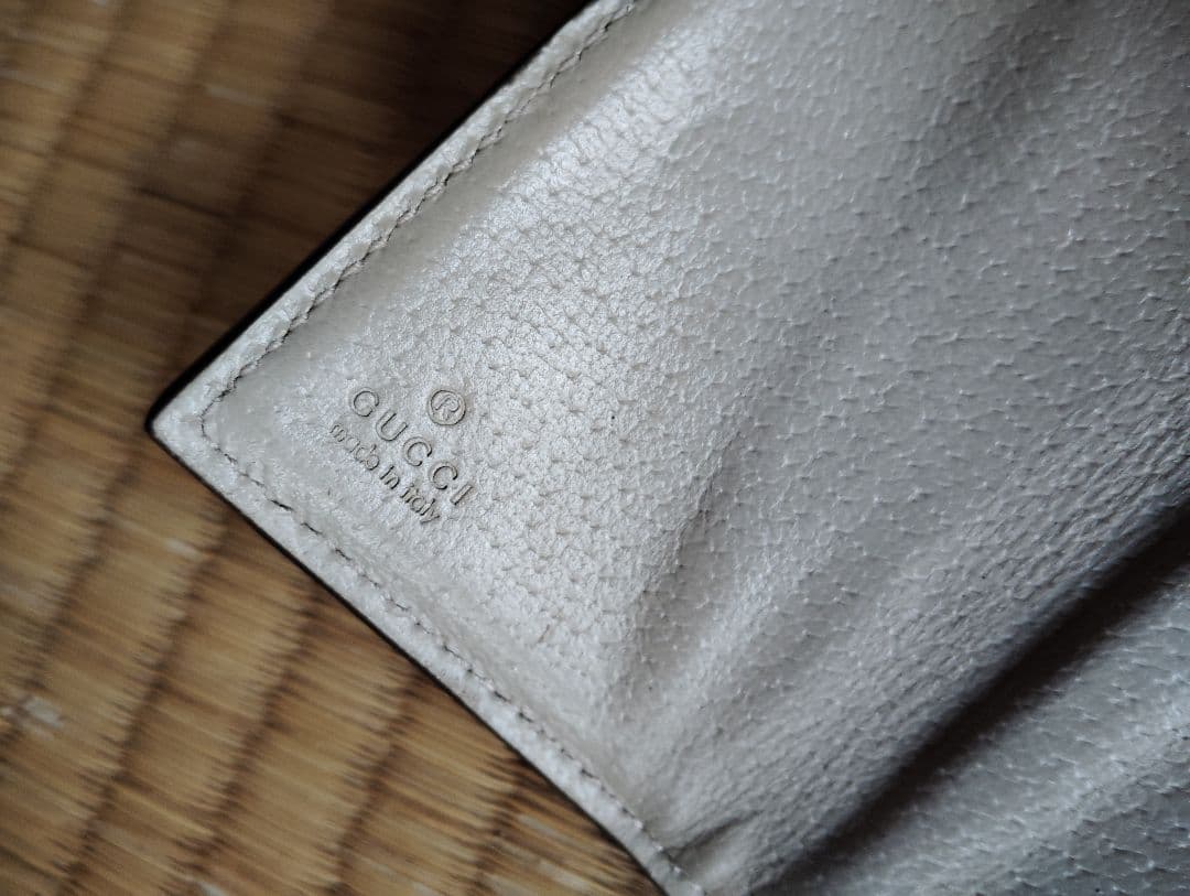 Gucci　マーモント 二つ折り財布 ベージュ/グリーン/レッド