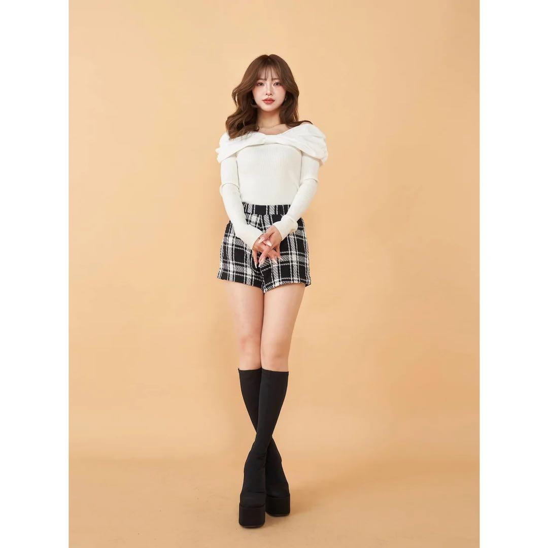 新品タグ付き ダーリッチ チェックツイードハイウエストショートパンツ アイボリー