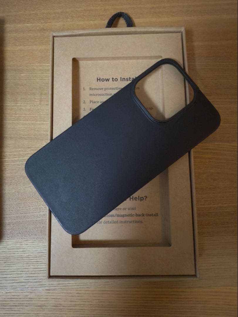 iPhoneアクセサリー NOMAD Magnetic Leather for iPhone 15 Pro