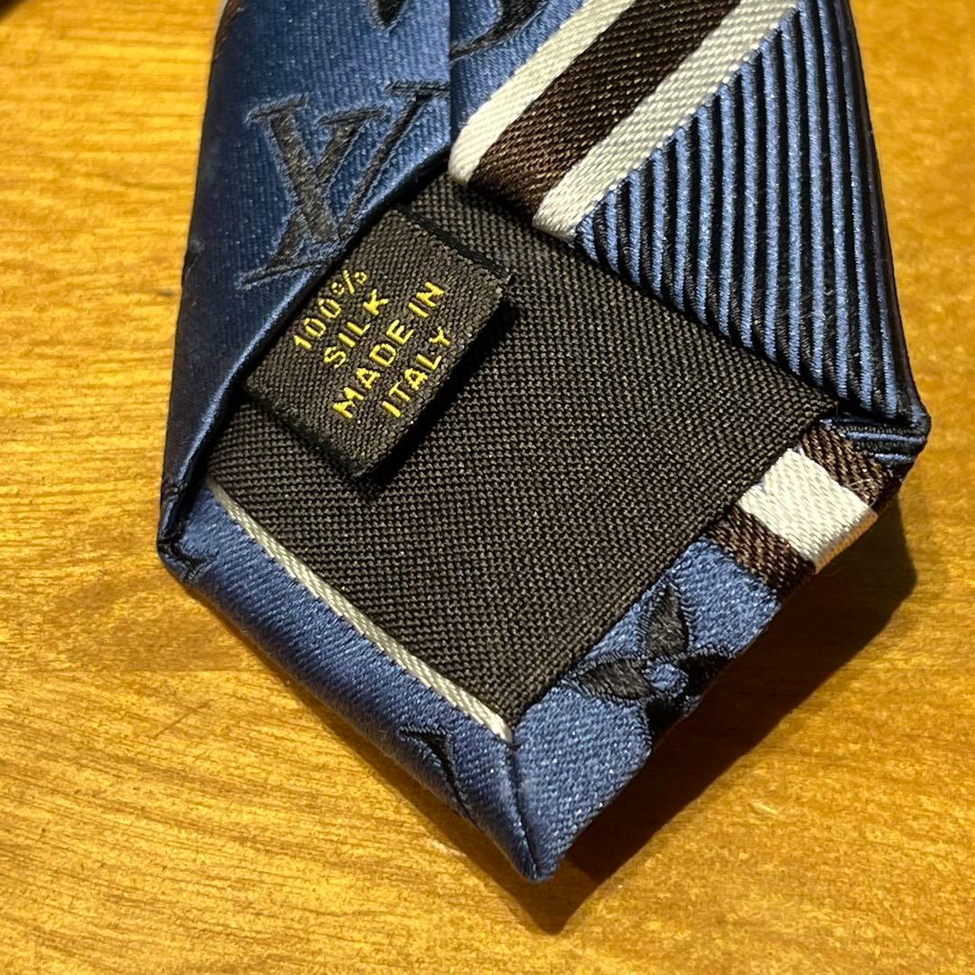ルイ・ヴィトン ネクタイ ネイビーブルー