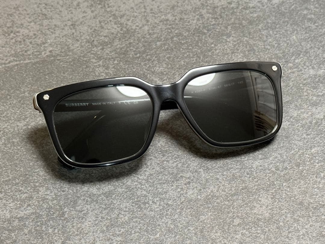 【1/23まで値下げ】バーバリー サングラス ブラック