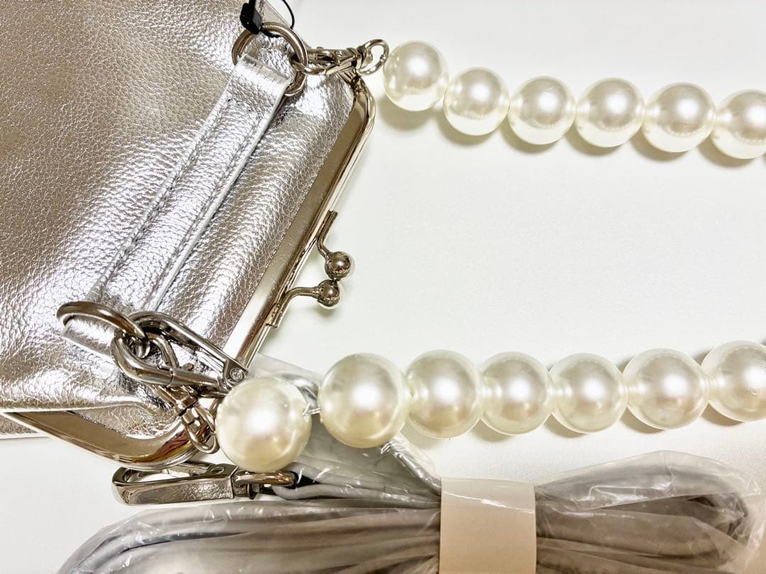 PAMEO POSE MY MAID VENUS がま口ショルダーバッグシルバー