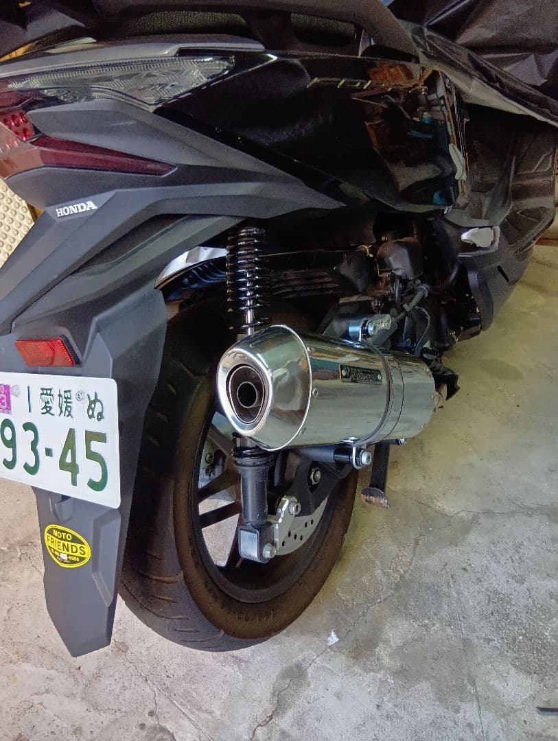 フォルツァMF13ステンレス マフラー ポリッシュ仕上げ