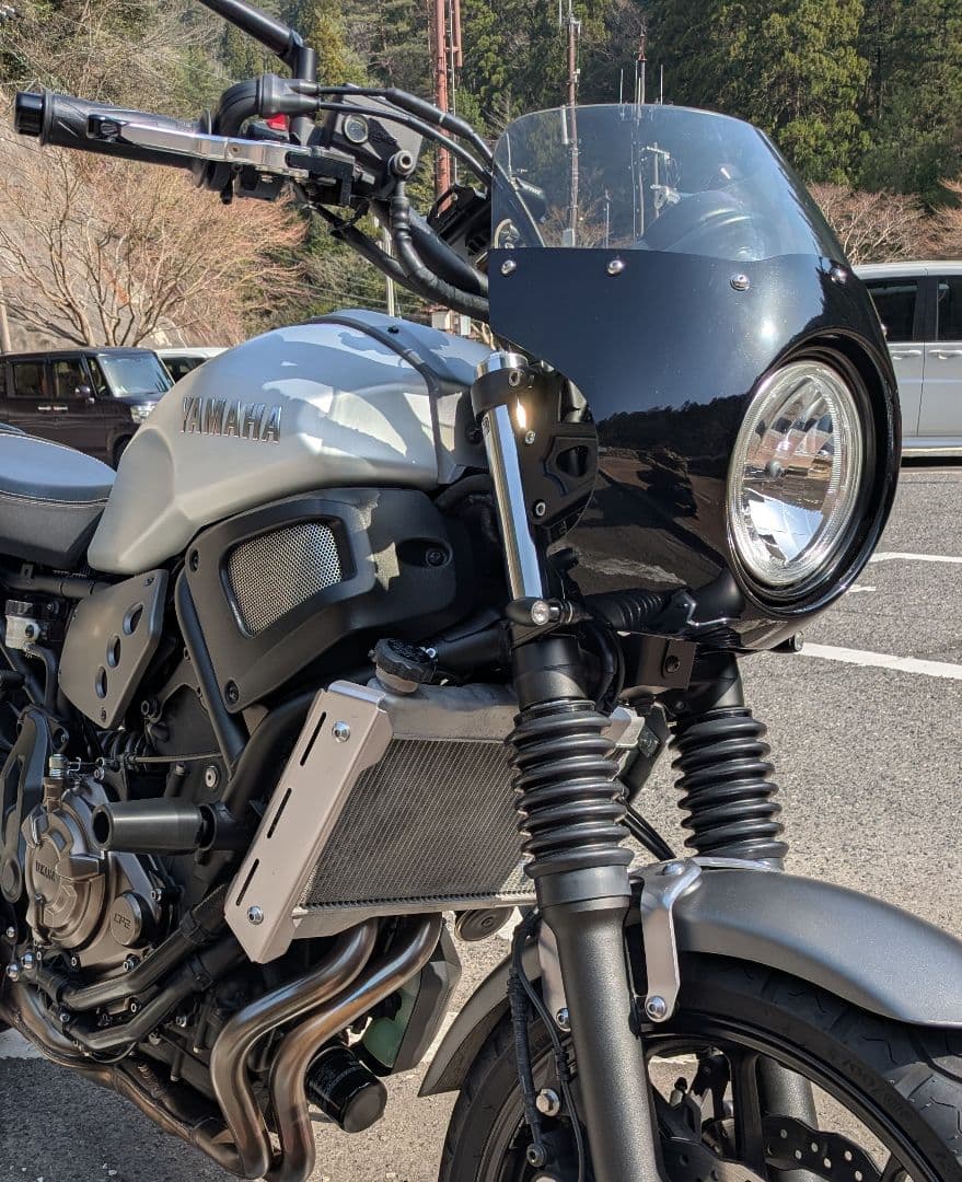 ワイズギア　XSR700 ビキニカウル