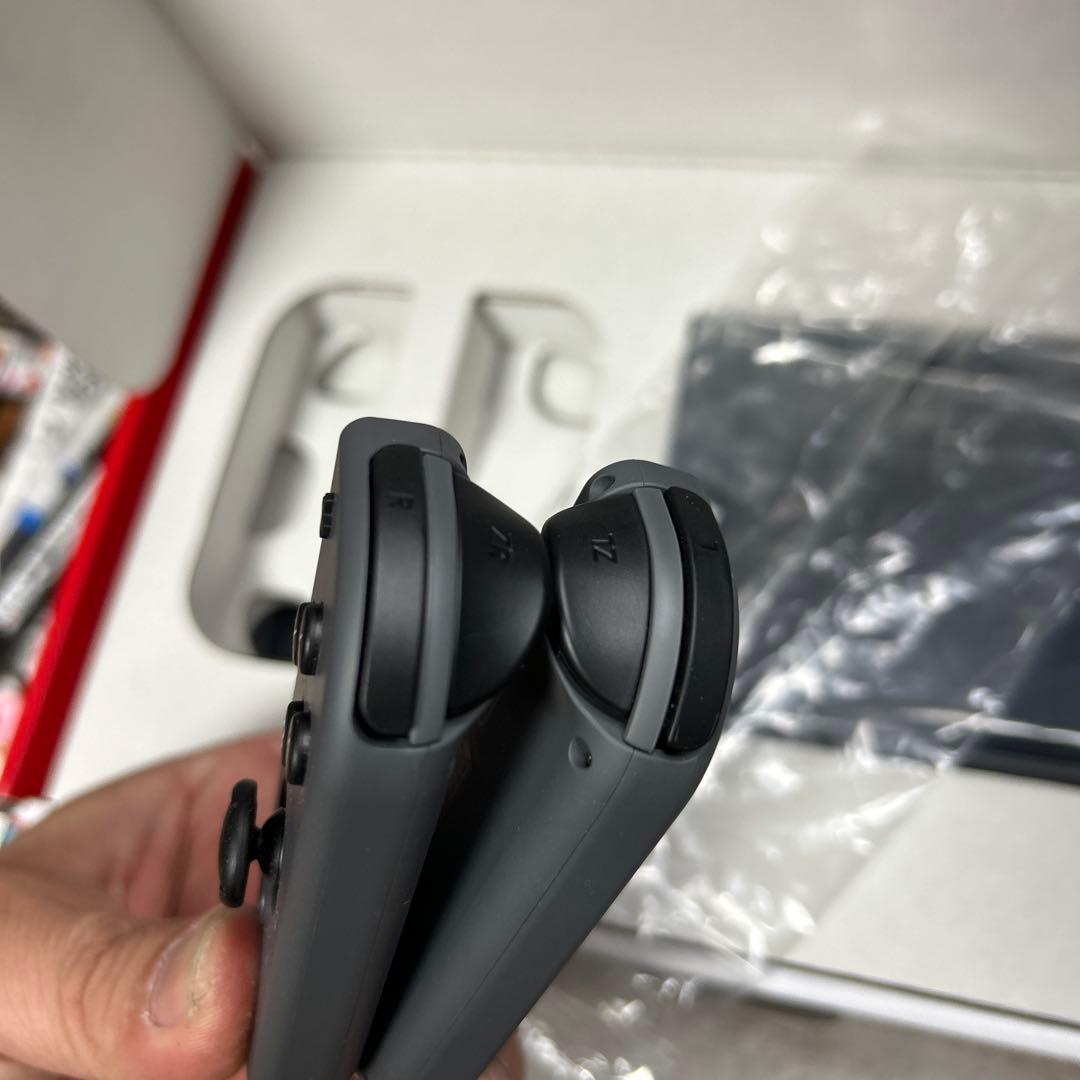 バッテリー強化版　Switch 付属品完備