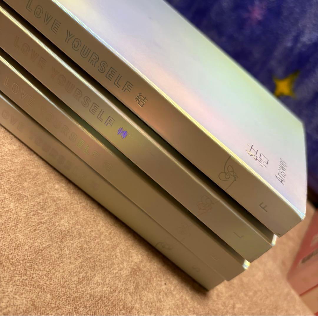 BTS アルバム　33枚　トレカ・ポストカード　49枚　纏め売り