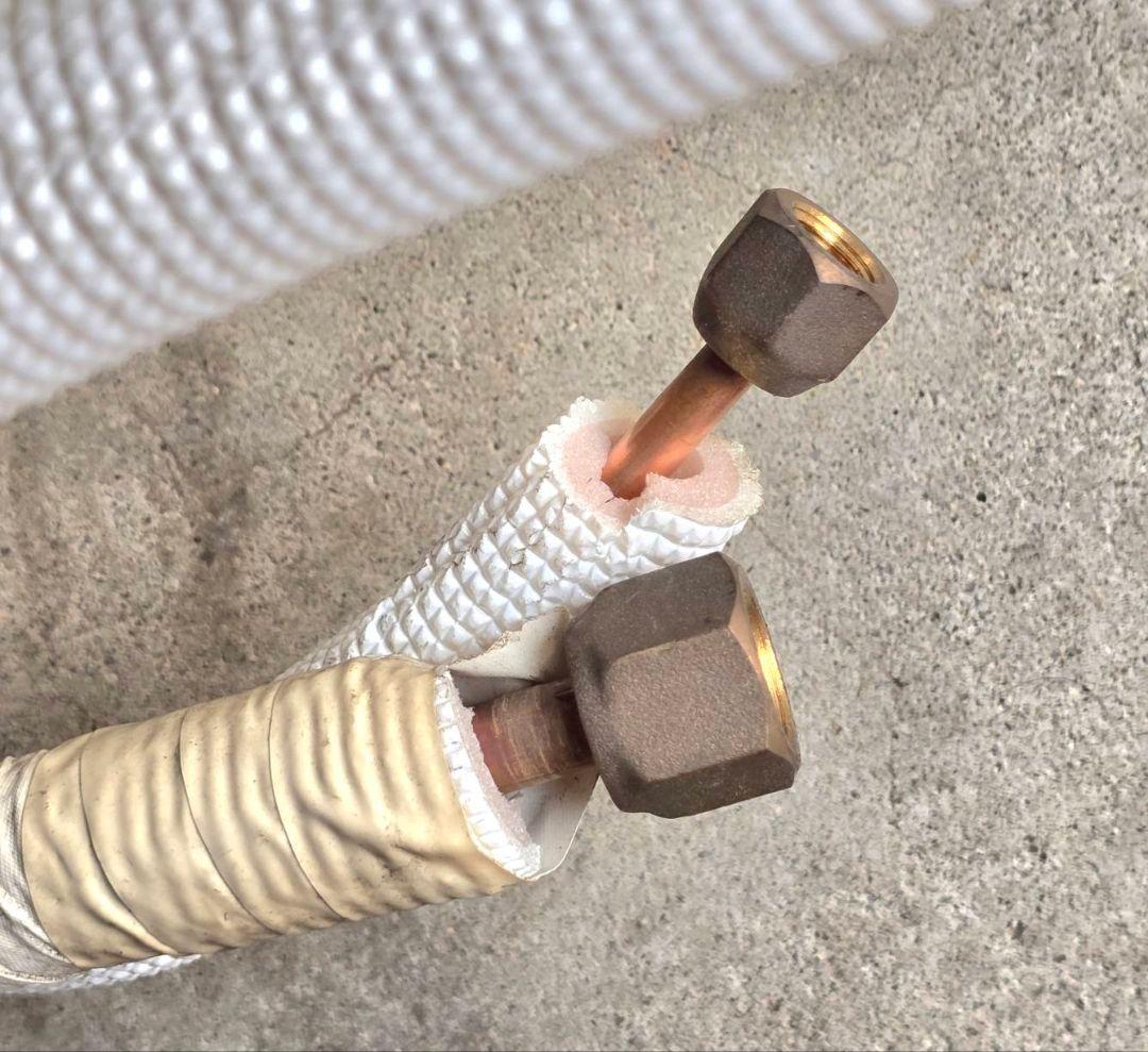 712 パナソニック ルームエアコン　CS-J223D-W 2023年製 6畳用